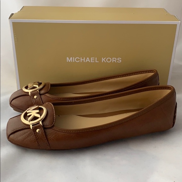 Michael Kors Fulton Flats - Picture 3 of 4